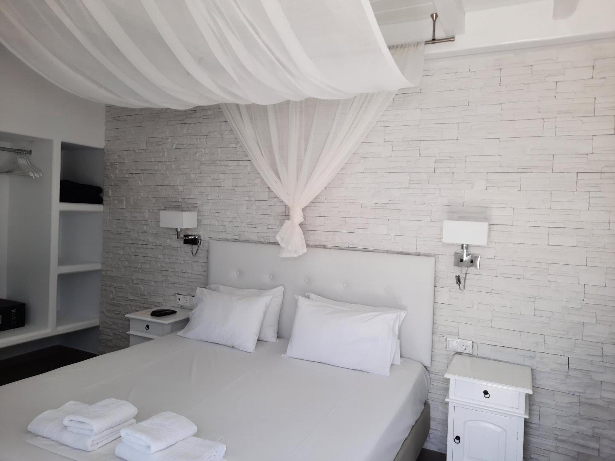 Casa Bianca Otel Ornos  Dış mekan fotoğraf